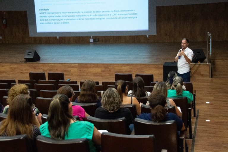Prefeitura de Parapuã promove orientação sobre Lei Geral de Proteção de Dados