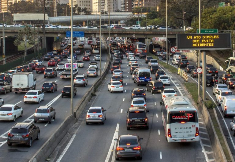 Licenciamento 2024 chega às placas de final 9 em novembro no estado de SP