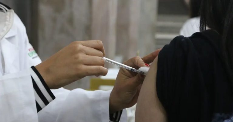 Febre amarela: Estado reforça vacinação e alerta para cuidados em áreas de mata