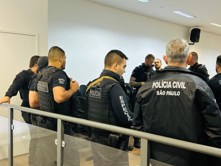 Operação, que mira ONG de doc da Netflix e advogados ligados ao PCC, cumpre mandados em Flórida e Irapuru