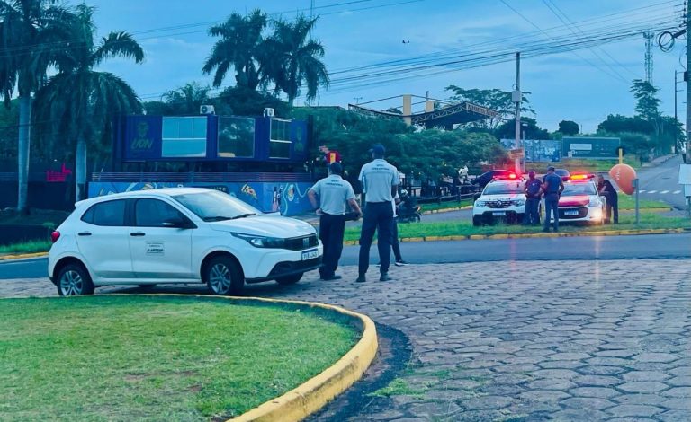 Adamantina abre contratação para implantar talonário eletrônico e digitalizar multas