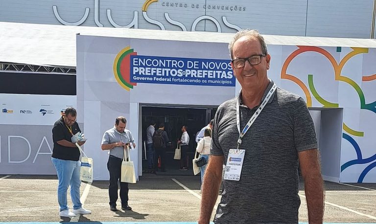 Tiveron participa de Encontro Nacional de Prefeitos e Prefeitas, em Brasília