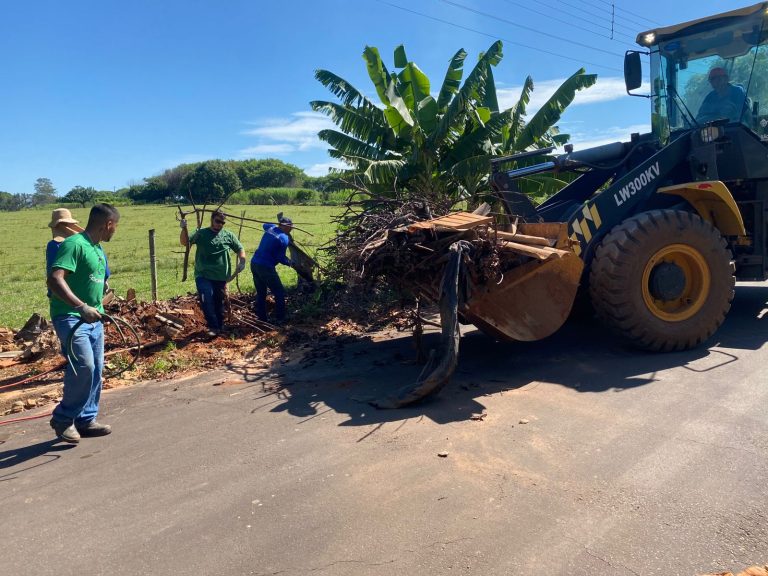 Mutirão de limpeza percorre novos bairros nesta semana, em Adamantina