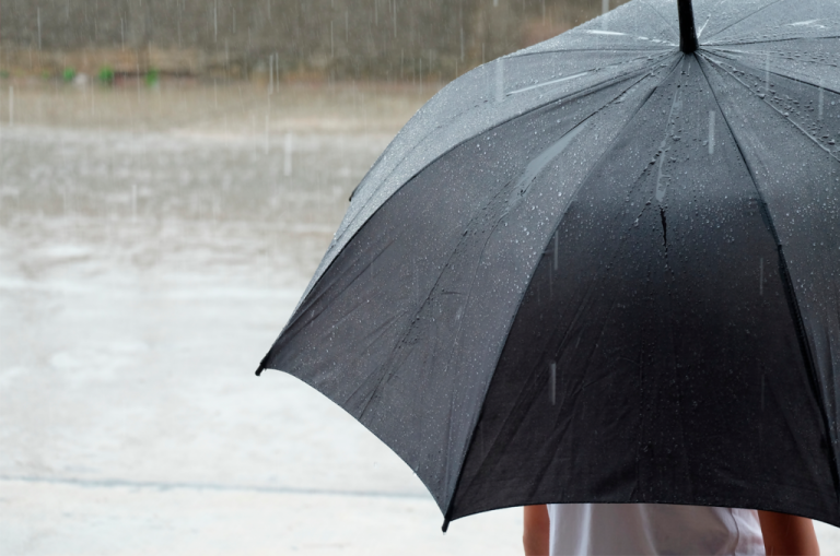 Estado volta a ter dias típicos de verão com pancadas de chuva isoladas