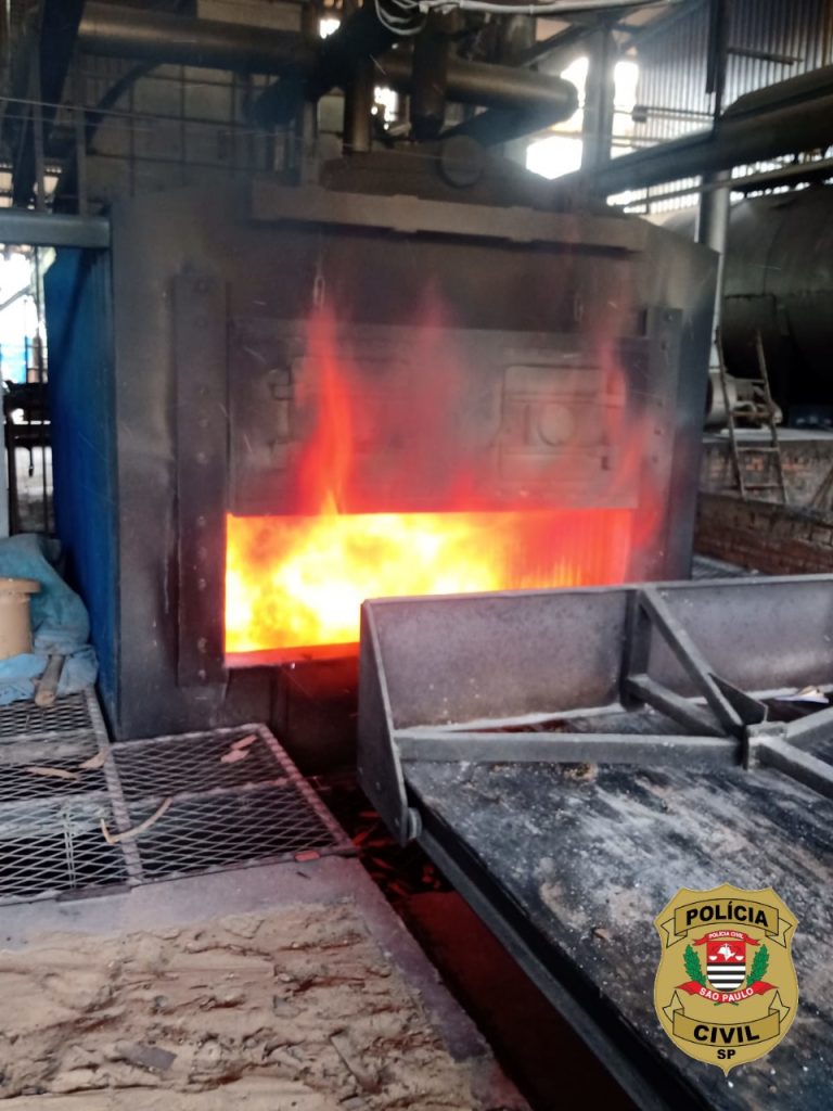 Polícia Civil de Adamantina e Lucélia incinera mais de 13 kg de drogas apreendidas na região