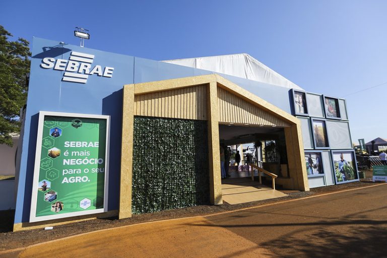 Produtores rurais de Adamantina, Lucélia, Osvaldo Cruz e Pacaembu participam da Agrishow 2025 com apoio do Sebrae-SP