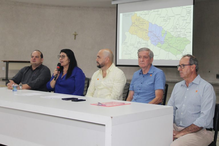 Adamantina sedia assembleia da Amnap e Consórcio CIM-Amnap