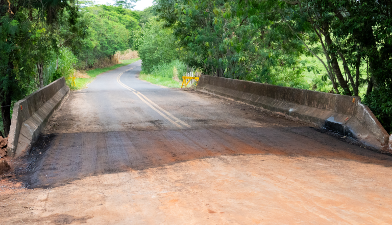 Prefeitura de Adamantina libera trânsito na ponte de acesso ao Tupanzinho