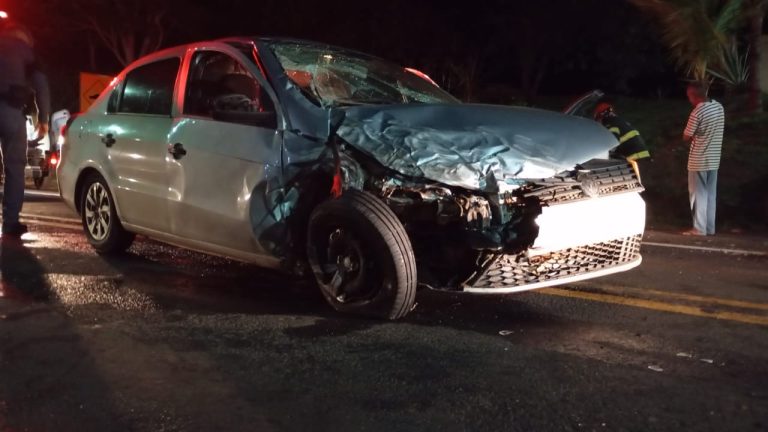 Grave acidente entre Osvaldo Cruz e Sagres deixa cinco feridos