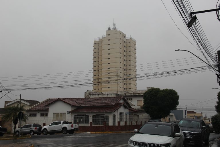 Adamantina enfrenta primeira onda de frio do ano com mínima de 5°C no sábado