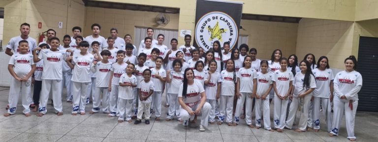 Em apoio a projeto comunitário, FAI doa uniformes a grupo de capoeira de Adamantina