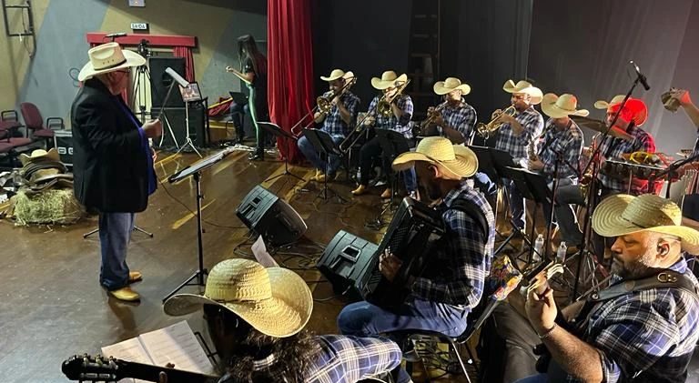 ‘Som do Sertão’ leva big band e tradição caipira à Estação Recreio neste domingo
