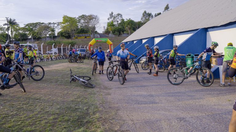 Passeio ciclístico une esporte, lazer e natureza em percurso de 25 km, em Lucélia