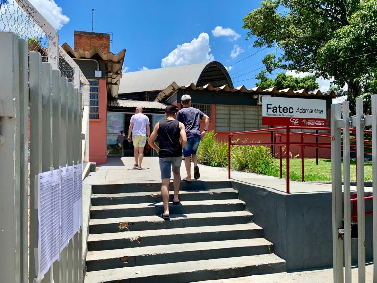 Fatec aplica vestibular neste domingo com prova e redação