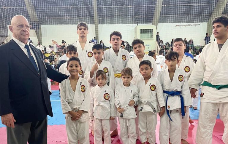 Atletas de Adamantina brilham no XXVI Torneio de Judô de Junqueirópolis