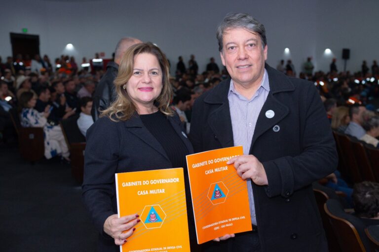 Salmourão firma convênios com o Governo do Estado para recuperação de pontes