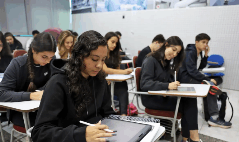Começam nesta segunda-feira as inscrições do Fies para o 2º semestre