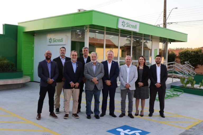 Sicredi Centro Oeste Paulista reinaugura agência em Inúbia Paulista e inaugura Quiosque de autoatendimento