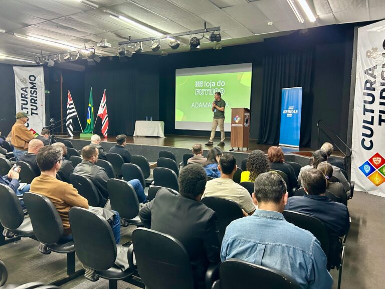 Loja do Futuro é lançada em Adamantina e Osvaldo Cruz e atrai empreendedores interessados em inteligência artificial