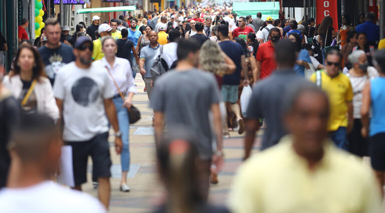 População da Nova Alta Paulista cresce 291 habitantes; confira por cidade