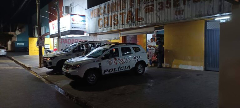 Homem simula estar armado, assalta mercadinho em Adamantina e é preso pela PM horas depois