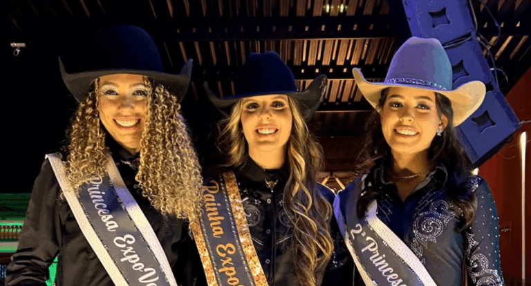 Maria Laura Bonfim é eleita Rainha da ExpoVerde 2025 em Adamantina