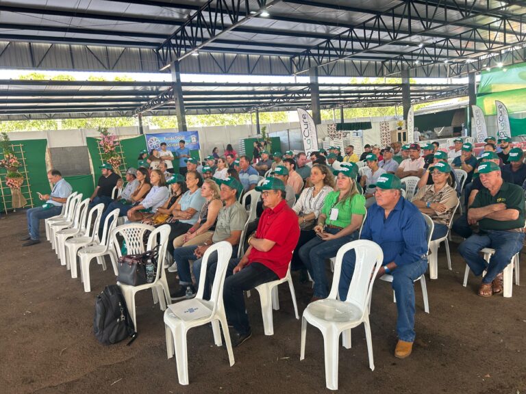 Dia de Campo na ExpoVerde leva conhecimento e capacitação a produtores rurais em Adamantina