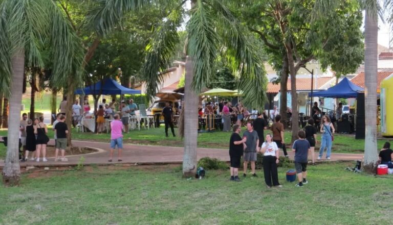 Impasse adia realização da Feira Camaleão em Adamantina