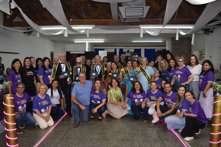 Semana da Pessoa Idosa termina com escolha da Miss e Mister Terceira Idade em Adamantina