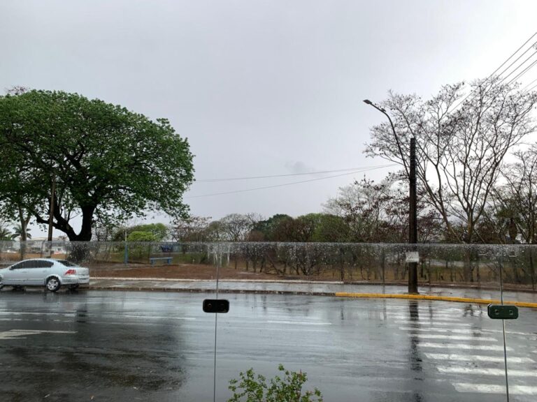 Chuvas somam mais de 40 mm em 24 horas em Adamantina, aponta estação meteorológica da Apta