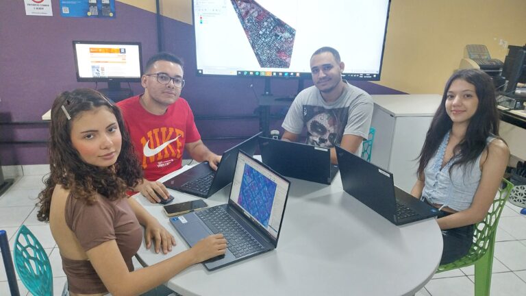 Alunas da Fatec Adamantina usam satélites e Inteligência Artificial em pesquisas apoiadas pelo CNPq