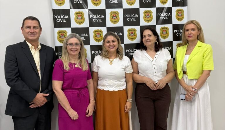 Polícia Civil firma parceria com Educação para ações preventivas em Adamantina