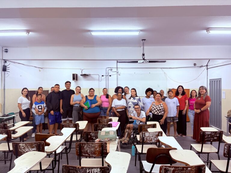 EE Helen Keller realiza ação de acolhimento das famílias de alunos elegíveis da educação especial