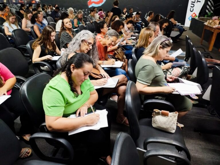 Prefeitura de Adamantina recadastra participantes da Feira da Mulher Empreendedora