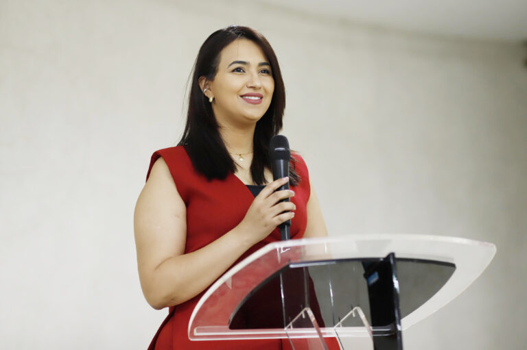 Muito além do rótulo de ‘guerreira’: a trajetória de resistência e voz de Jesana Lima