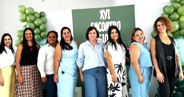 Equipe do CREAS de Adamantina participa de encontro regional da assistência social