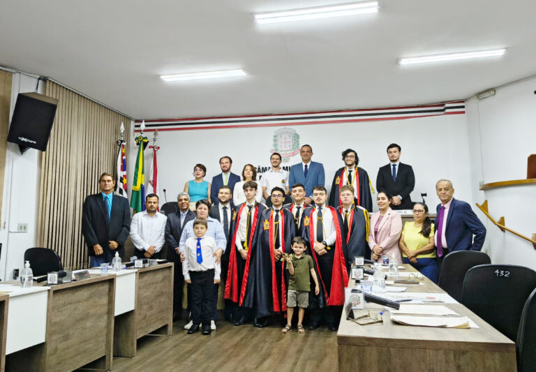 Ordem DeMolay de Adamantina celebra 25 anos de atividades