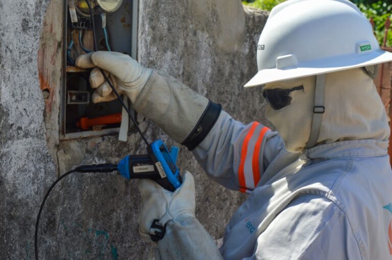 Em apenas três meses, Energisa identifica 105 irregularidades de furtos de energia na região