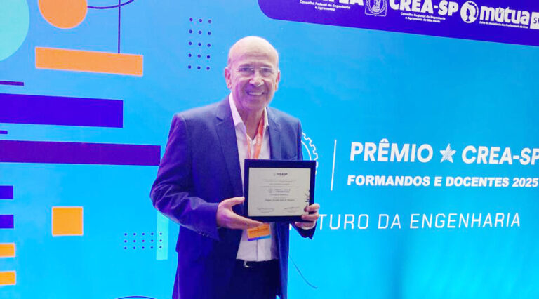 Alunos e professor da FAI são homenageados na 29ª edição do Prêmio Crea-SP em São Paulo