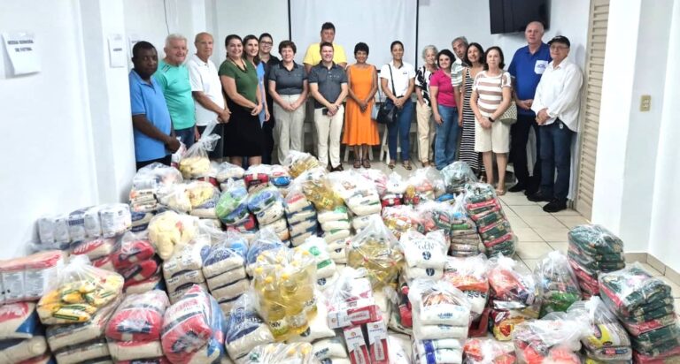 Fundo Social distribui alimentos e absorventes a entidades assistenciais de Adamantina