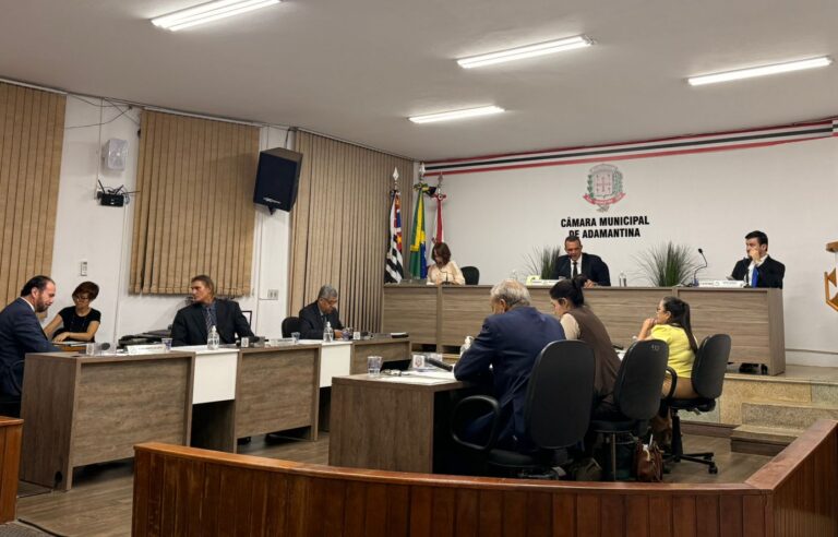 Câmara aprova por unanimidade projeto que incentiva adoção de animais em Adamantina