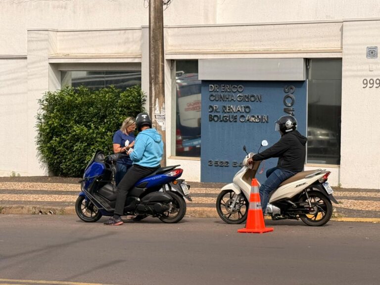 Blitz marca início do Maio Amarelo em Adamantina após alta de acidentes com motocicletas